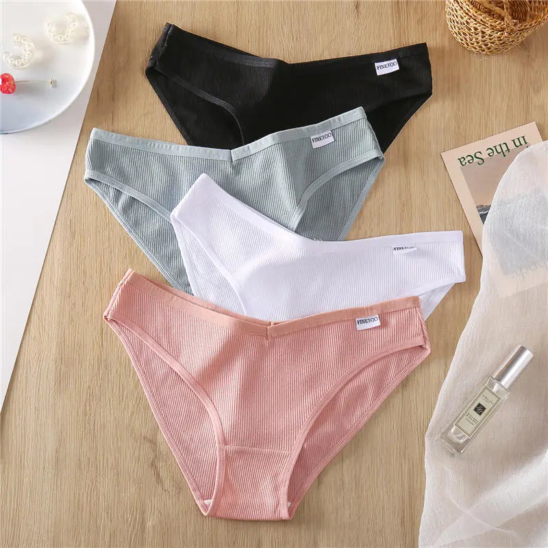 Our finetoo 3PCS/Set Cotton Panties Female Underpant Sexy Panties Women Briefs Soft Underwear Plus Size Solid Color Panties Lingerie