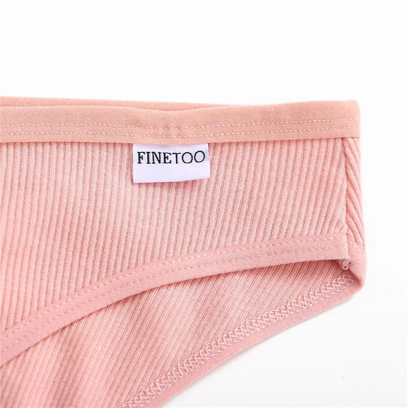 Our finetoo 3PCS/Set Cotton Panties Female Underpant Sexy Panties Women Briefs Soft Underwear Plus Size Solid Color Panties Lingerie