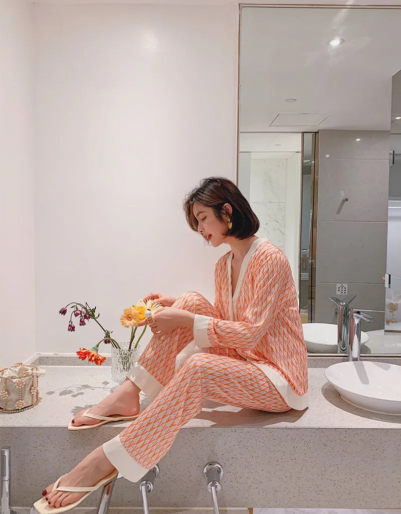 Madelaine Women's Pajamas Set V Neck Design Luxury Cross Letter Print Sleepwear Silk