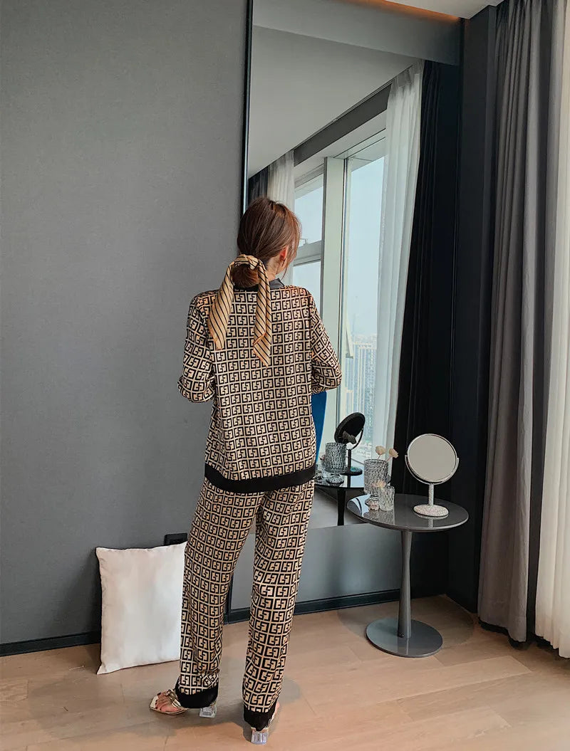 Madelaine Women's Pajamas Set V Neck Design Luxury Cross Letter Print Sleepwear Silk