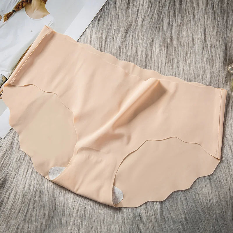 Our 4Pcs/Set Seamless Underwear Silk Women's Panties 3XL Tangas Lady Ruffle Underpants 4 Pieces Girls Briefs Panty Sexy Lingerie 4PC