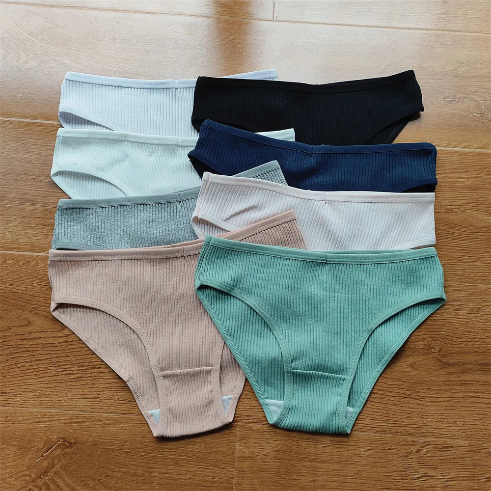 Our Fabia cheeky and hipster 3Pcs/Pack M-XXL Simple Ribbed Cotton Briefs Women Pack Plus Size Sexy Panties Ladies Comfortable Underwear Lingerie