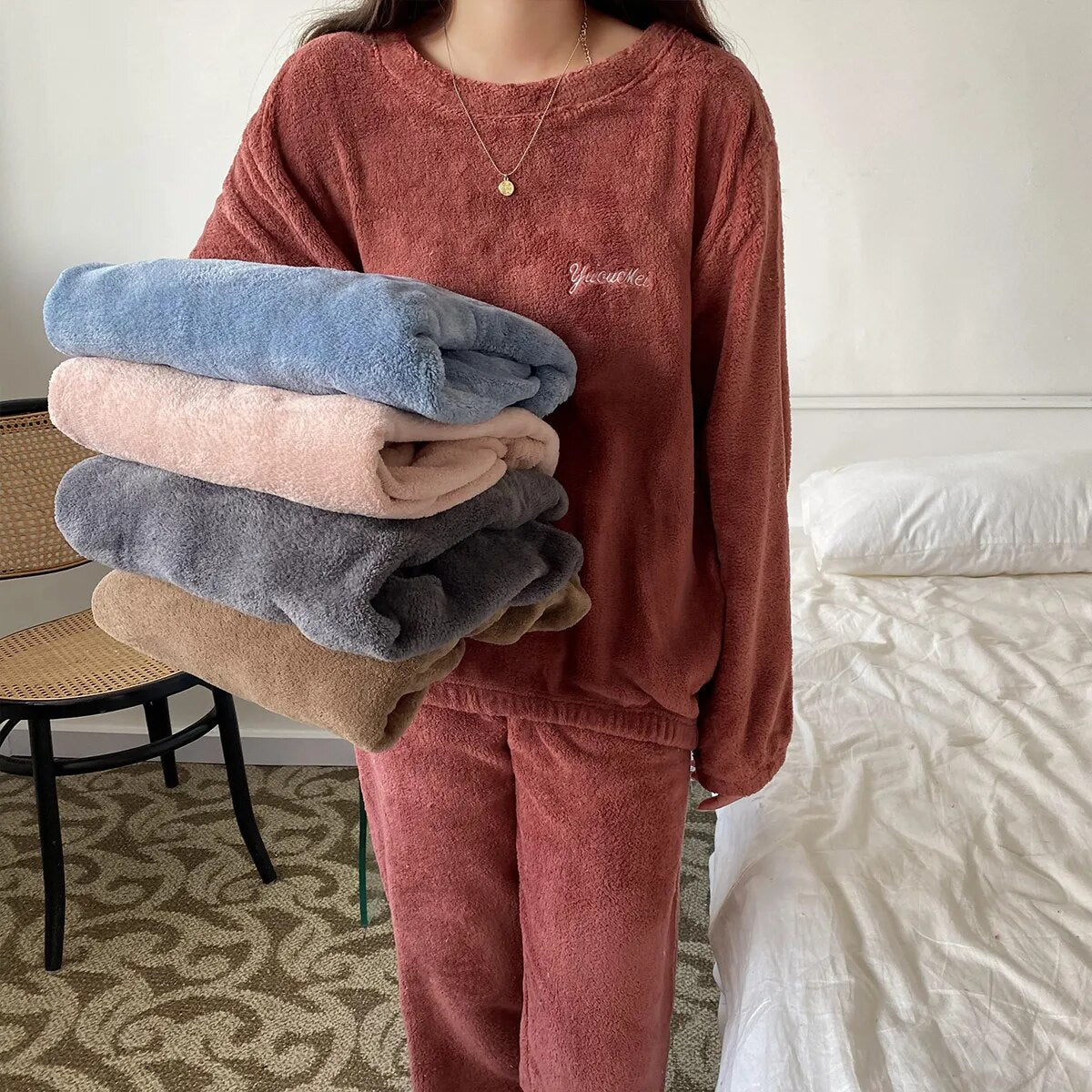 Our Pajamas Women Velvet Pajama Set Loose Top And Elastic Waist Pants Home Casual Warm Woolen Suit Women Autumn Winter