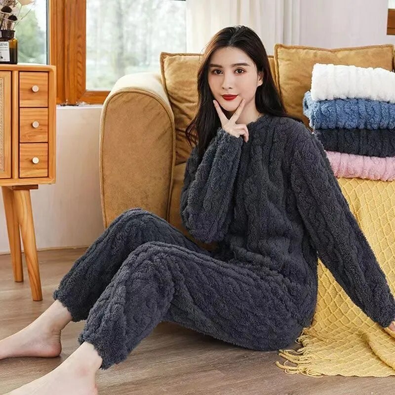 Our pretty fluffy Autumn Women Solid Warm 2 Piece Sets Thicken Velvet Ribbed Fleece Set Pullover And Pants Women Casual Pajama Sets