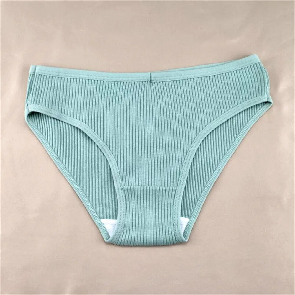 Our Fabia cheeky and hipster 3Pcs/Pack M-XXL Simple Ribbed Cotton Briefs Women Pack Plus Size Sexy Panties Ladies Comfortable Underwear Lingerie