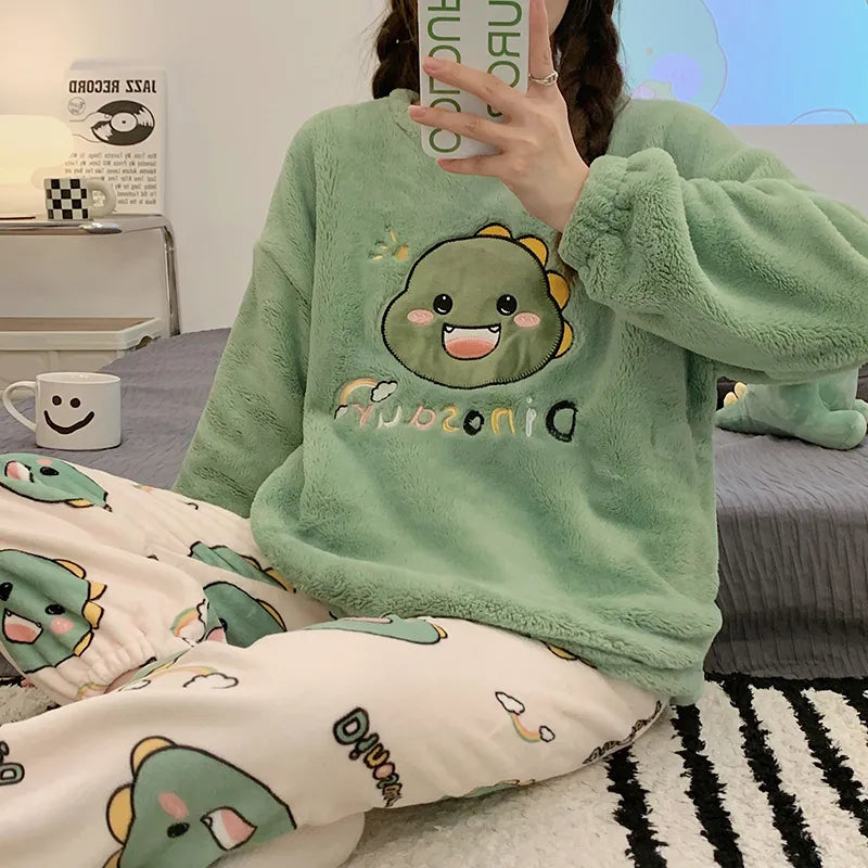 Wavy Autumn Winter New Warm Flannel Women's Pajamas Set Long-sleeved Trousers Two-piece Set Cute Soft Home Wear Clothes for Women