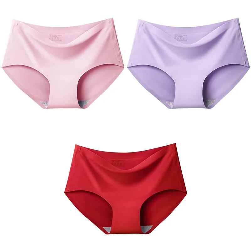 Catherine 3Pcs/Set Seamless Ice Silk Panties For Women Intimate Comfort Briefs Large Size Mid-waist M-XXL Multiple Color Options Lingerie