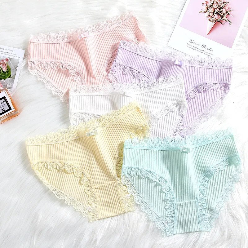 Our Bazel 3PCS/Set Women's Panties Breathable 100%Cotton with floral part spandex Underwear Female Lace Bows Briefs Comfortable Lingerie Simple Striped Underpants